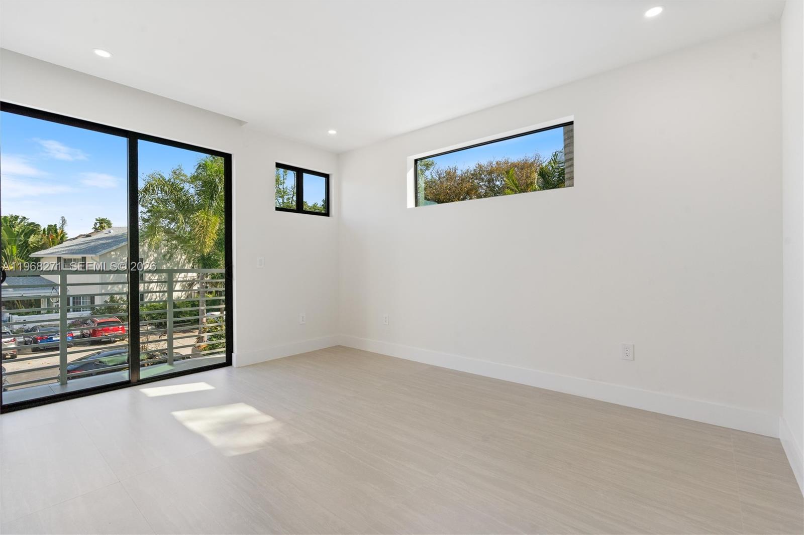 EVERGLADE LAND SALES CO - Residential