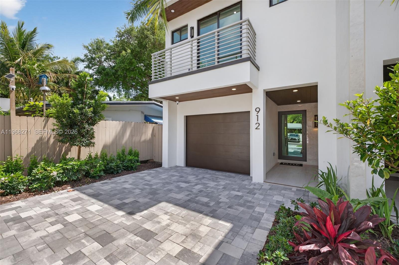 EVERGLADE LAND SALES CO - Residential