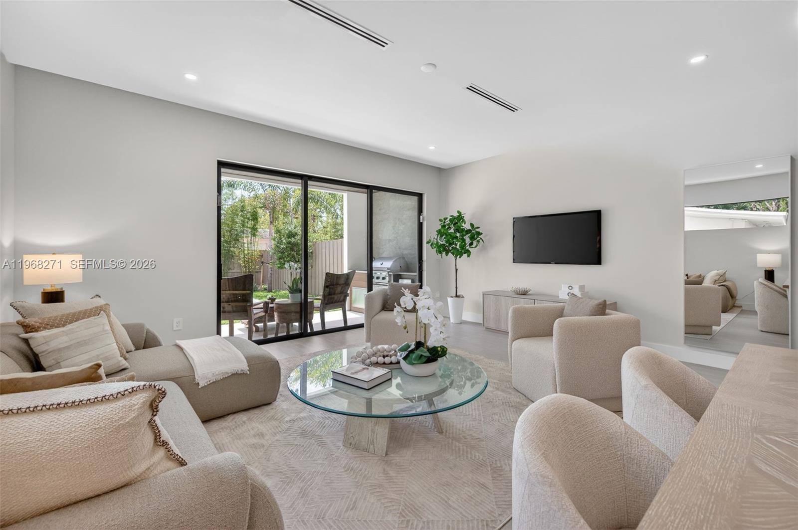 EVERGLADE LAND SALES CO - Residential