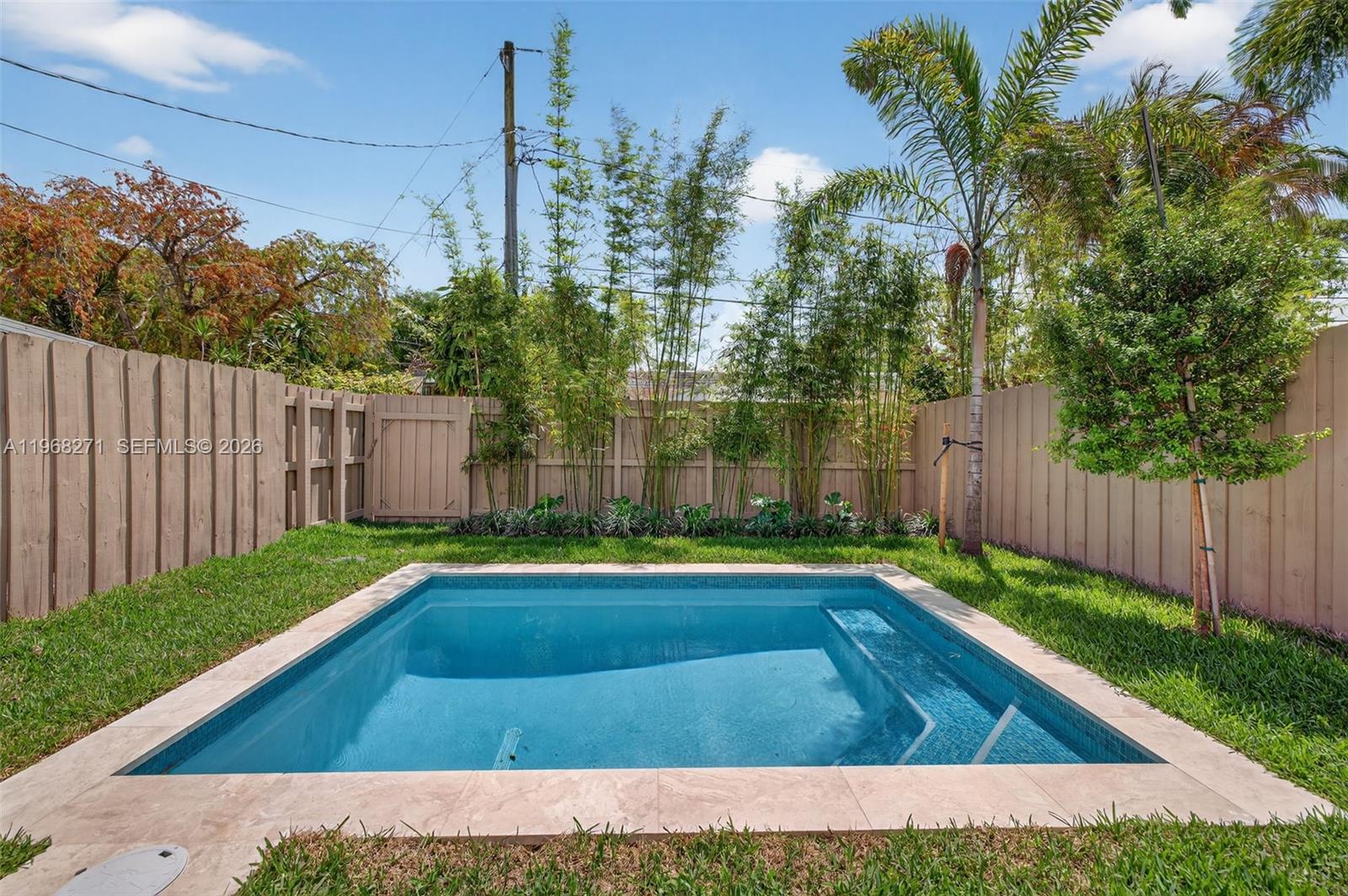 EVERGLADE LAND SALES CO - Residential