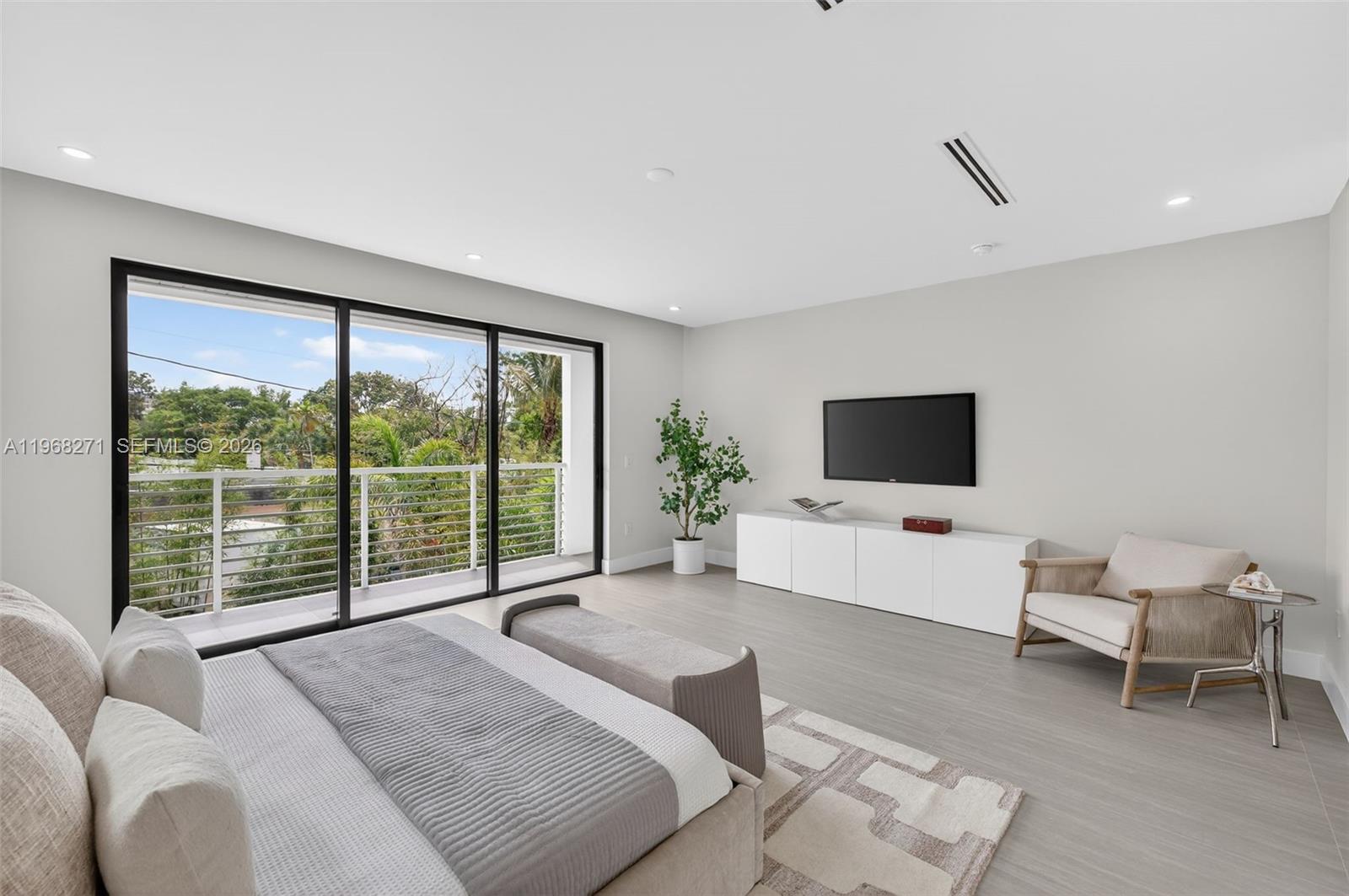 EVERGLADE LAND SALES CO - Residential