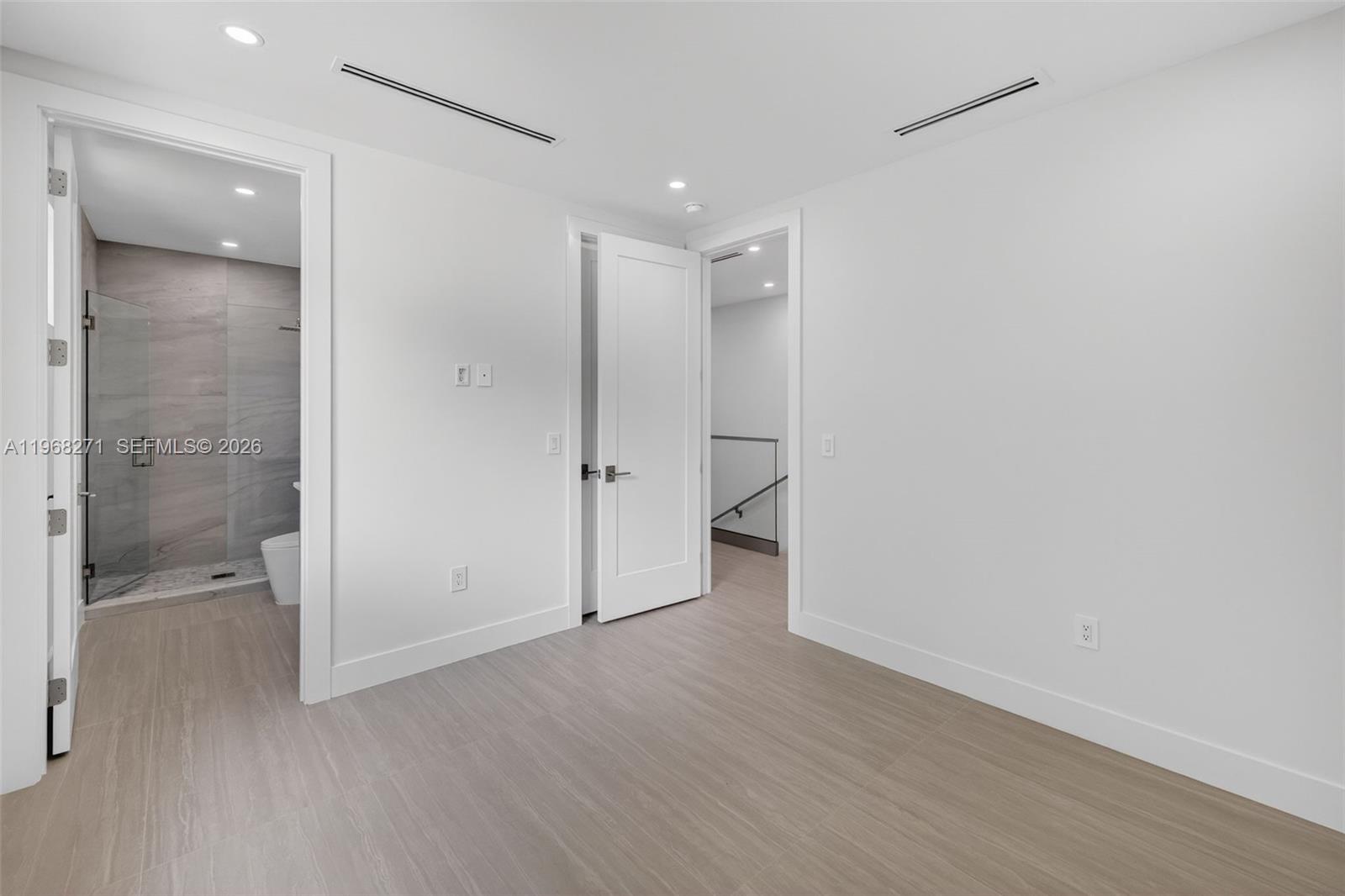 EVERGLADE LAND SALES CO - Residential
