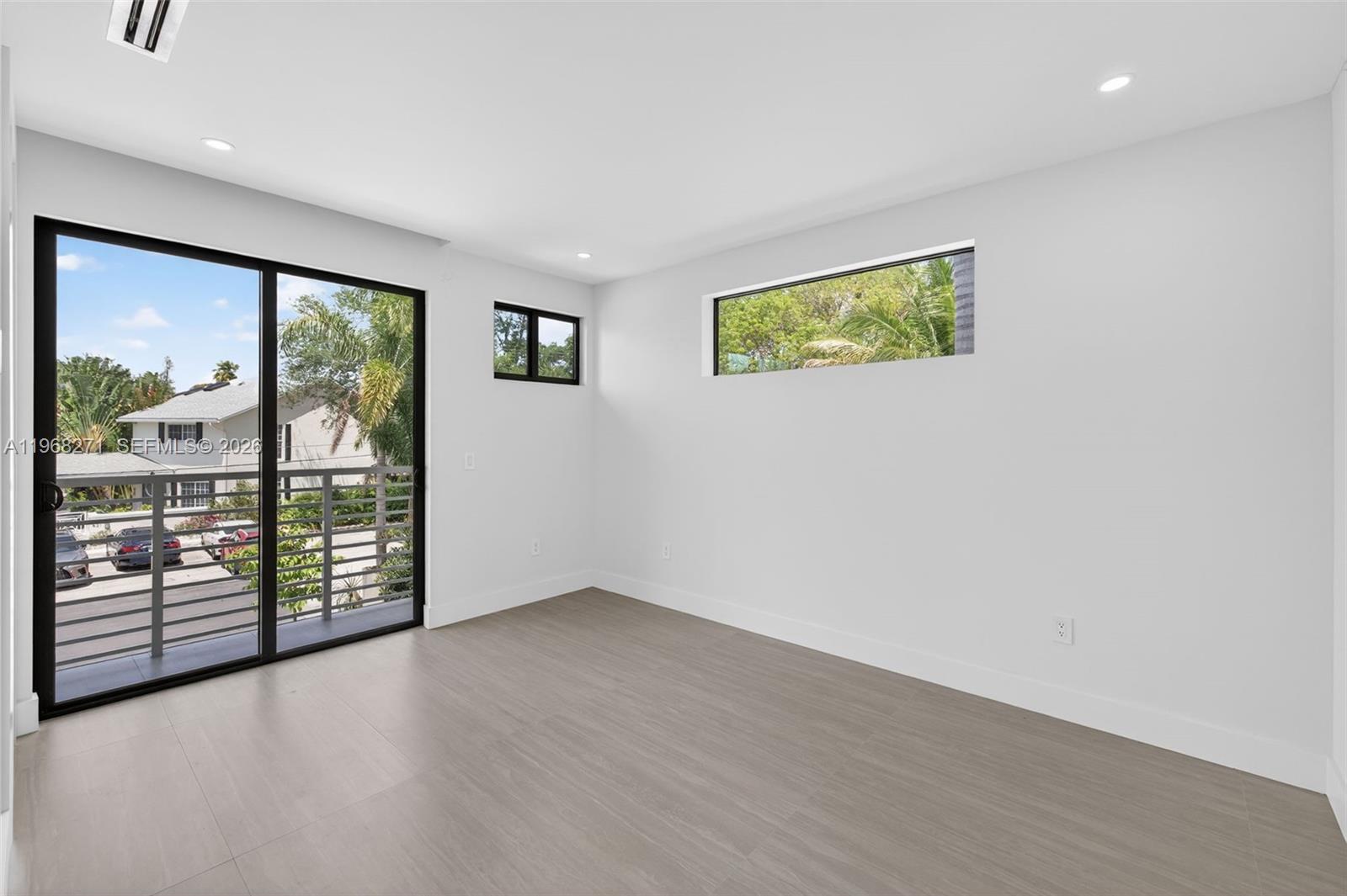 EVERGLADE LAND SALES CO - Residential
