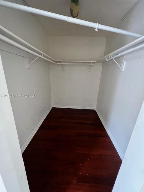 BROOKFIELD SQUARE CONDO - Residential Lease