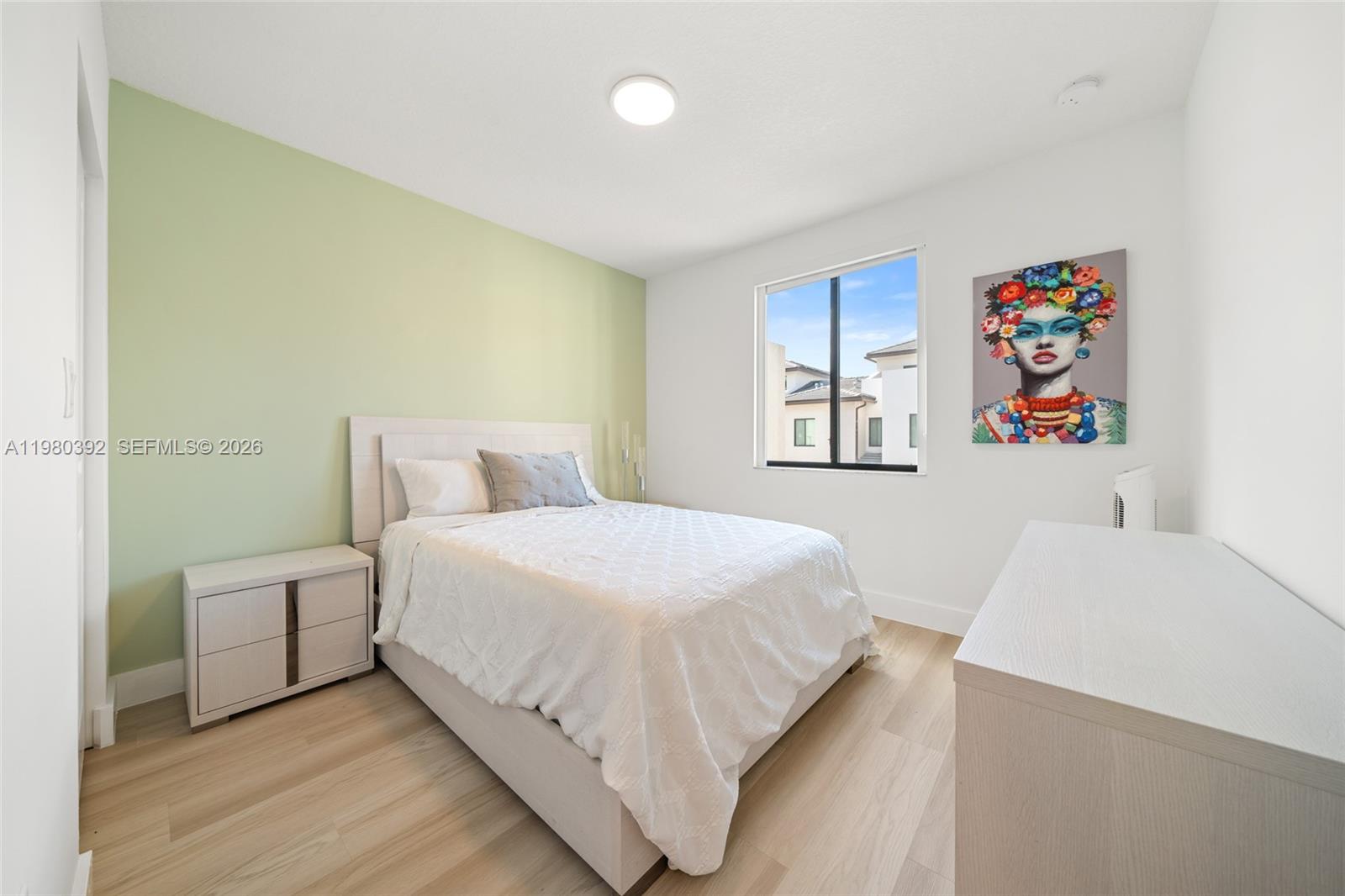 DOWNTOWN DORAL SOUTH PHAS - Residential