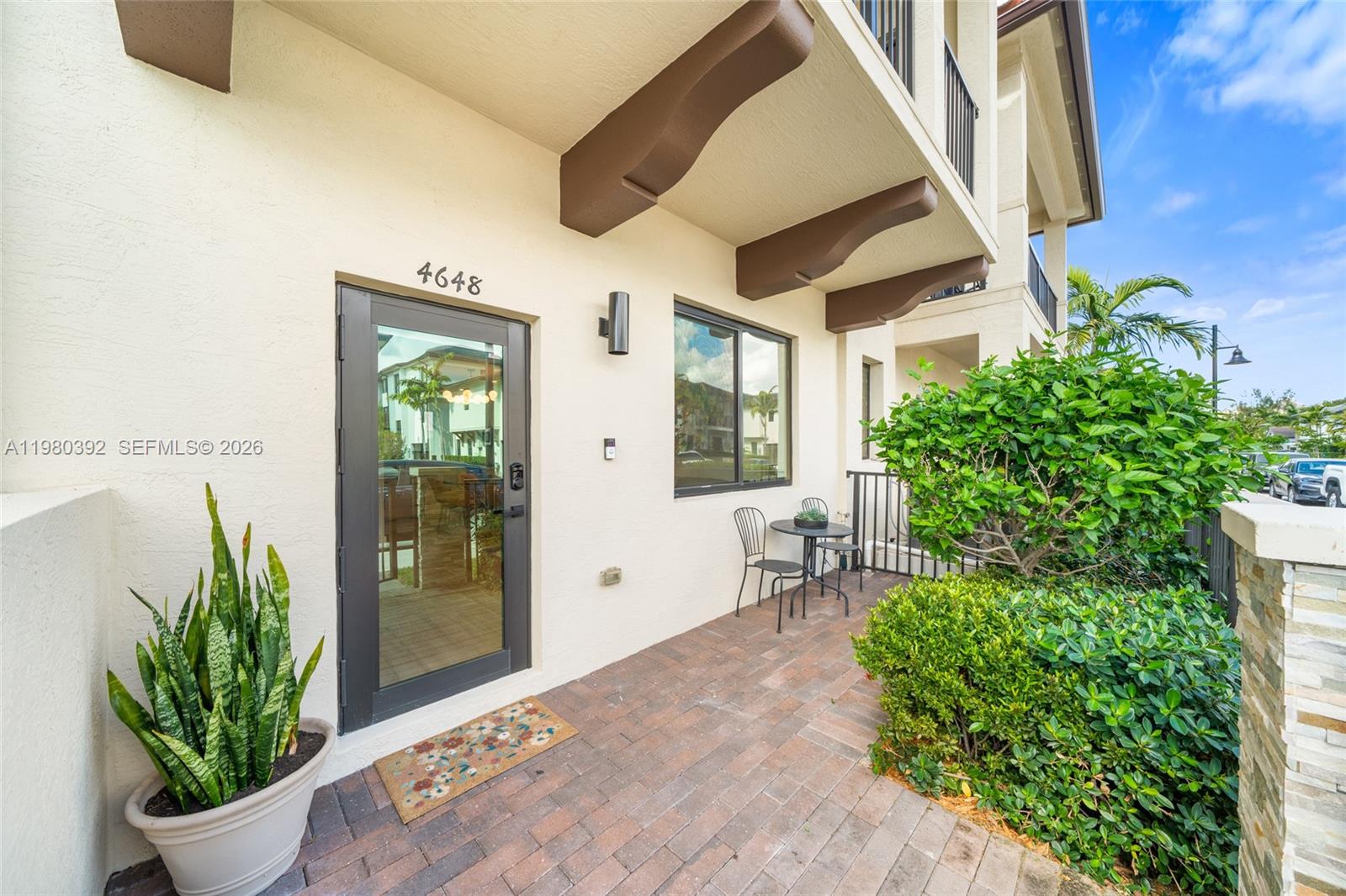 DOWNTOWN DORAL SOUTH PHAS - Residential