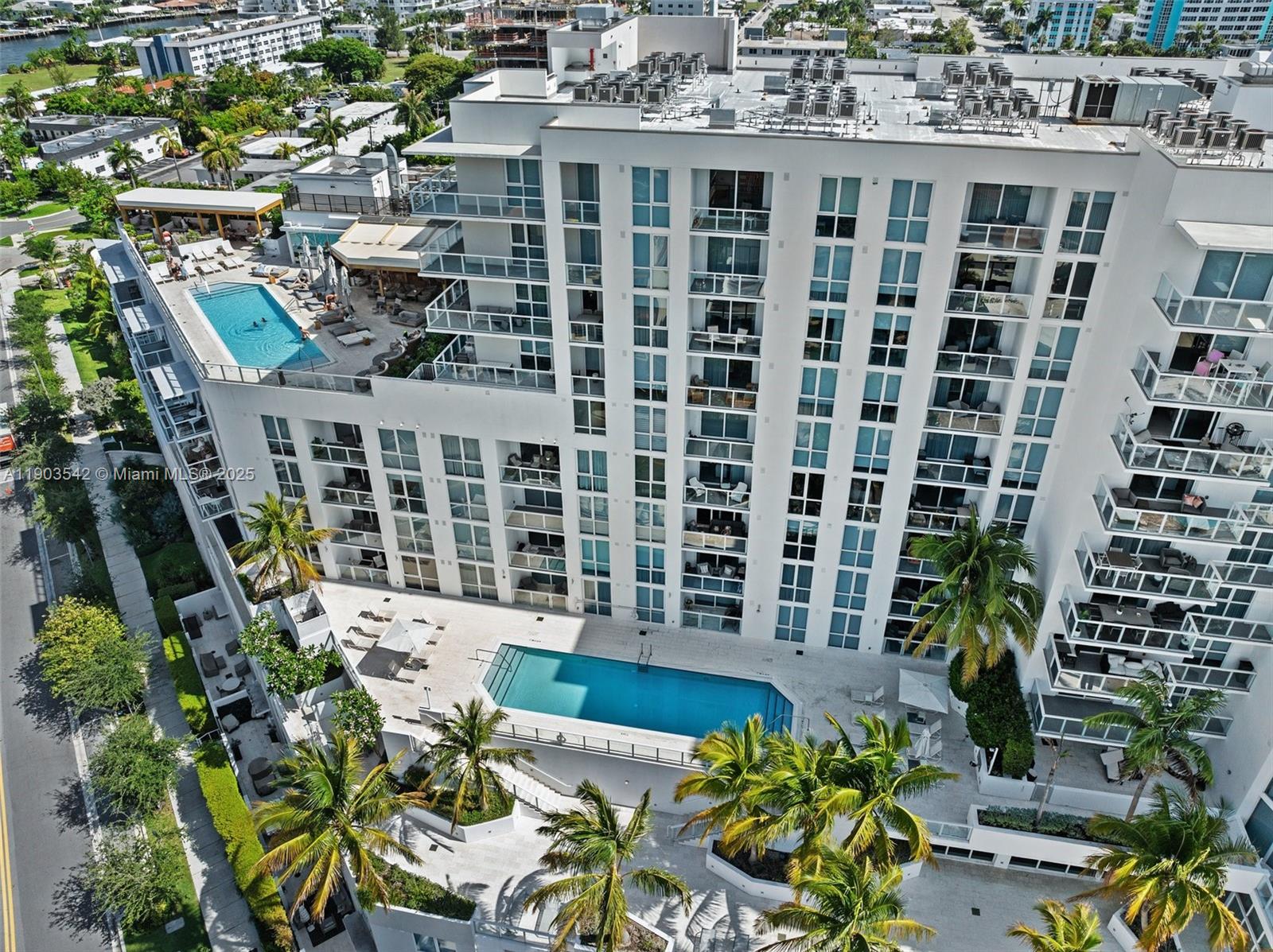 TIFFANY HOUSE CONDO - Residential