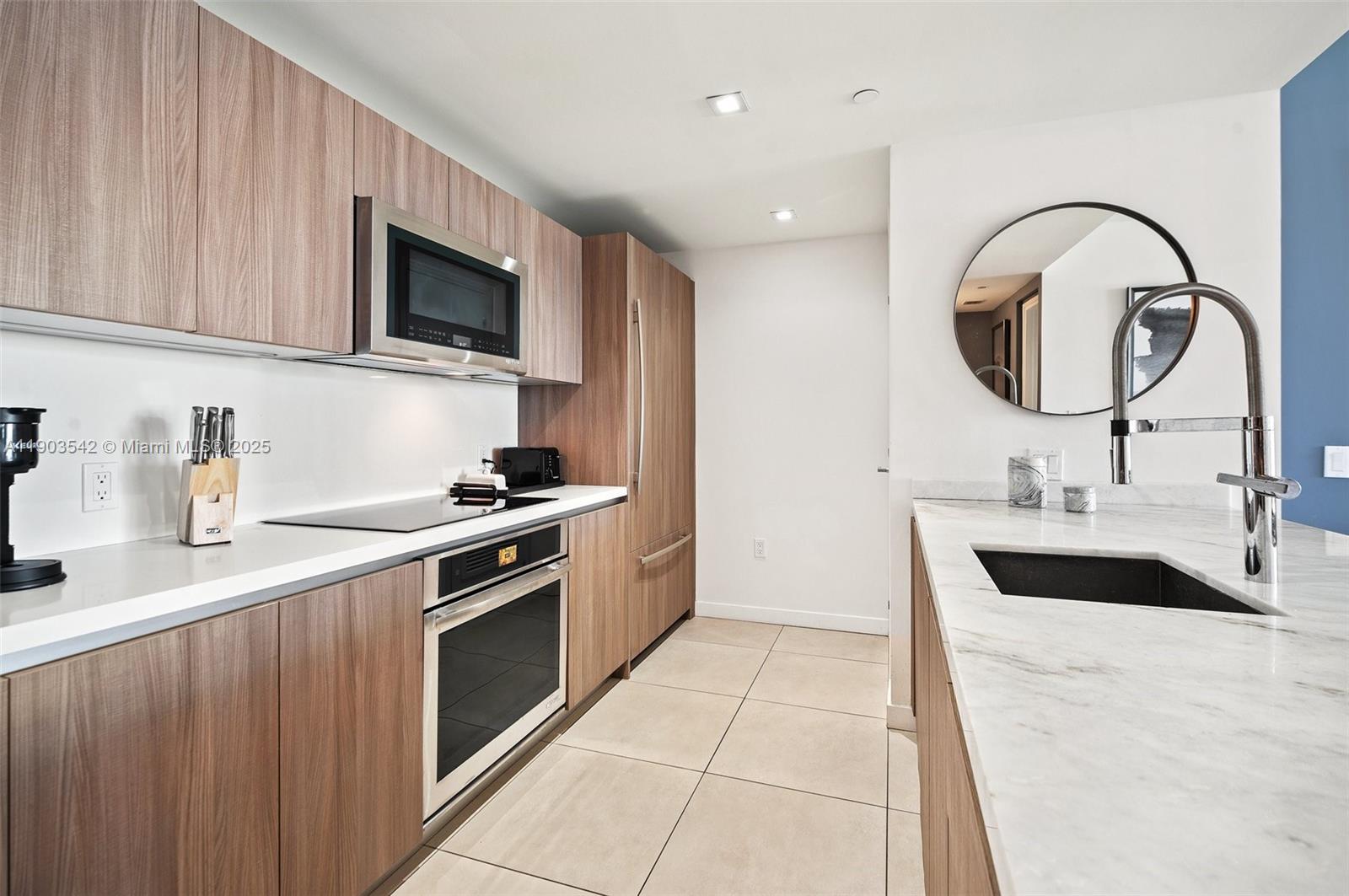 TIFFANY HOUSE CONDO - Residential
