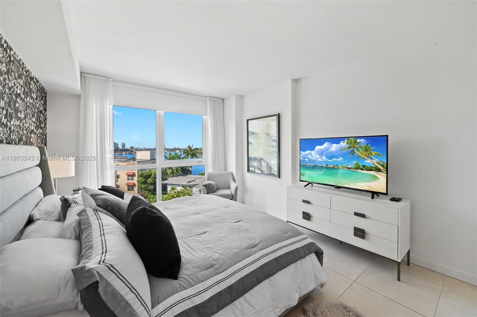 TIFFANY HOUSE CONDO - Residential