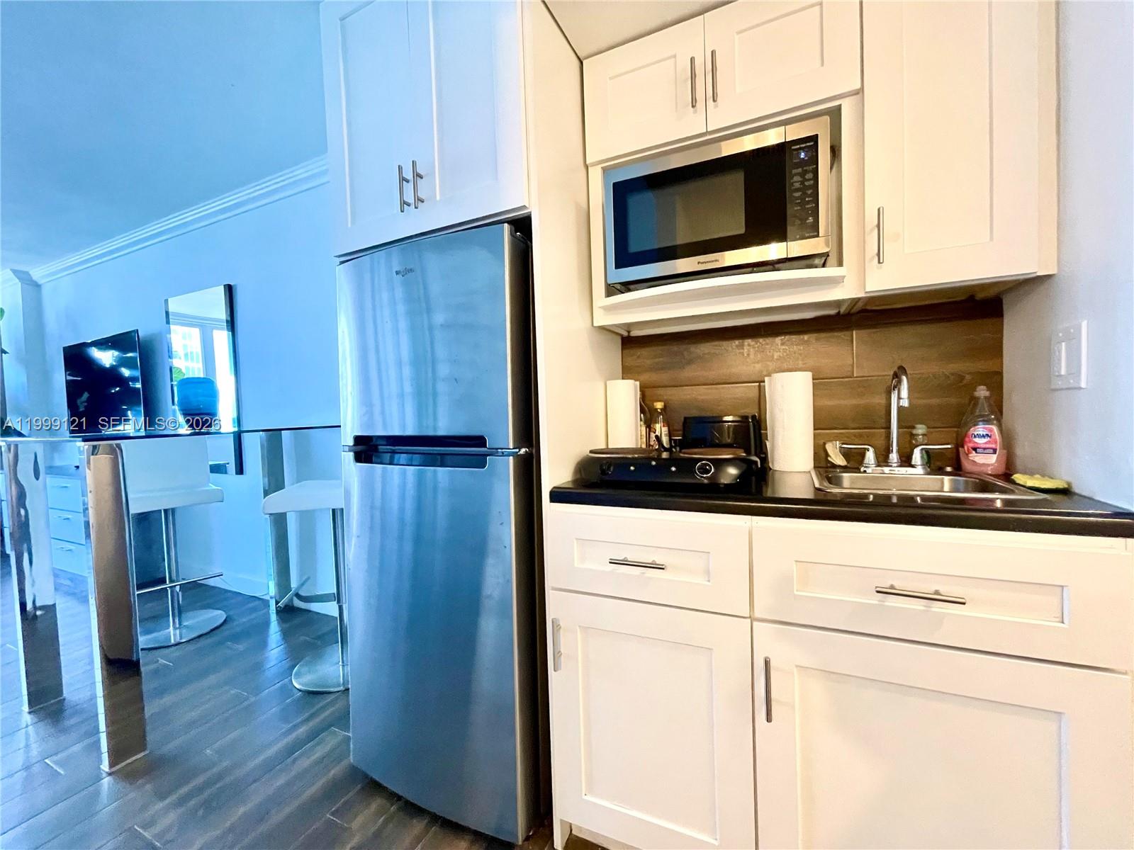 THE AVENTURA BEACH CLUB C - Residential