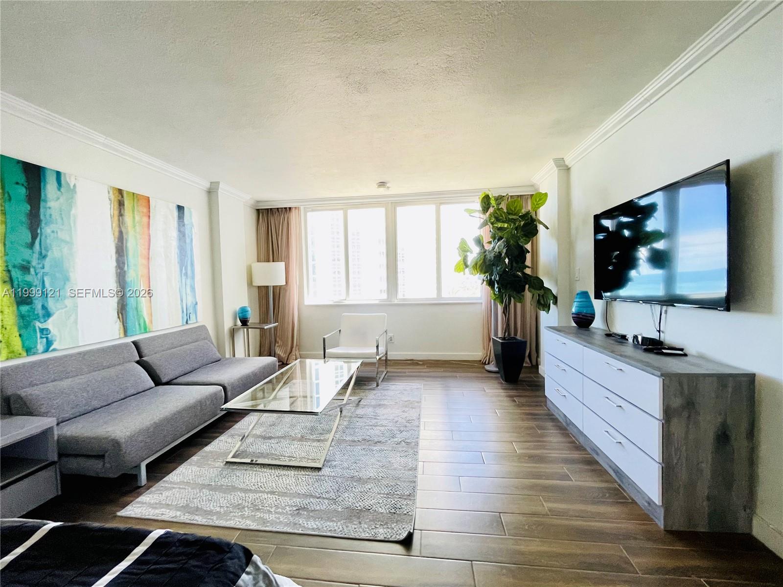 THE AVENTURA BEACH CLUB C - Residential