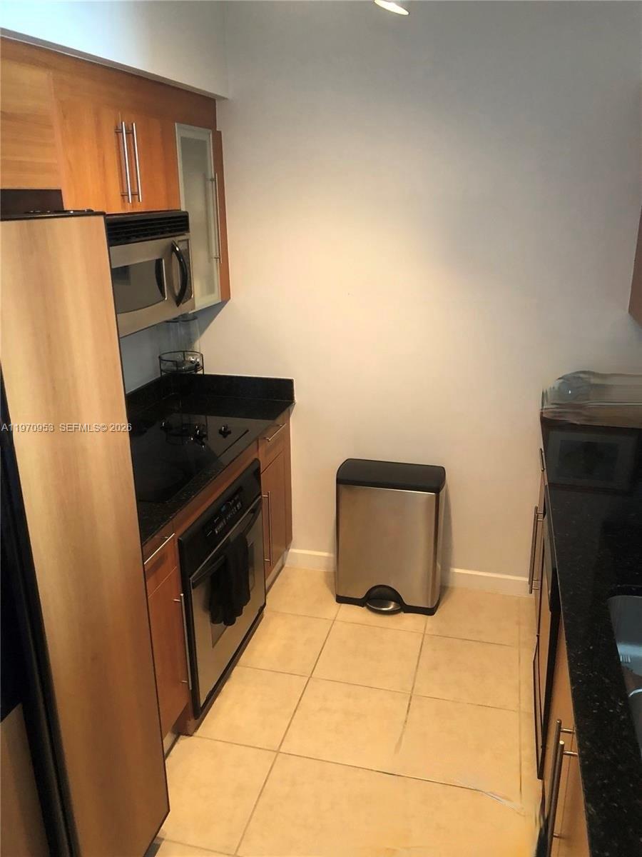 325 S Biscayne Blvd 2016