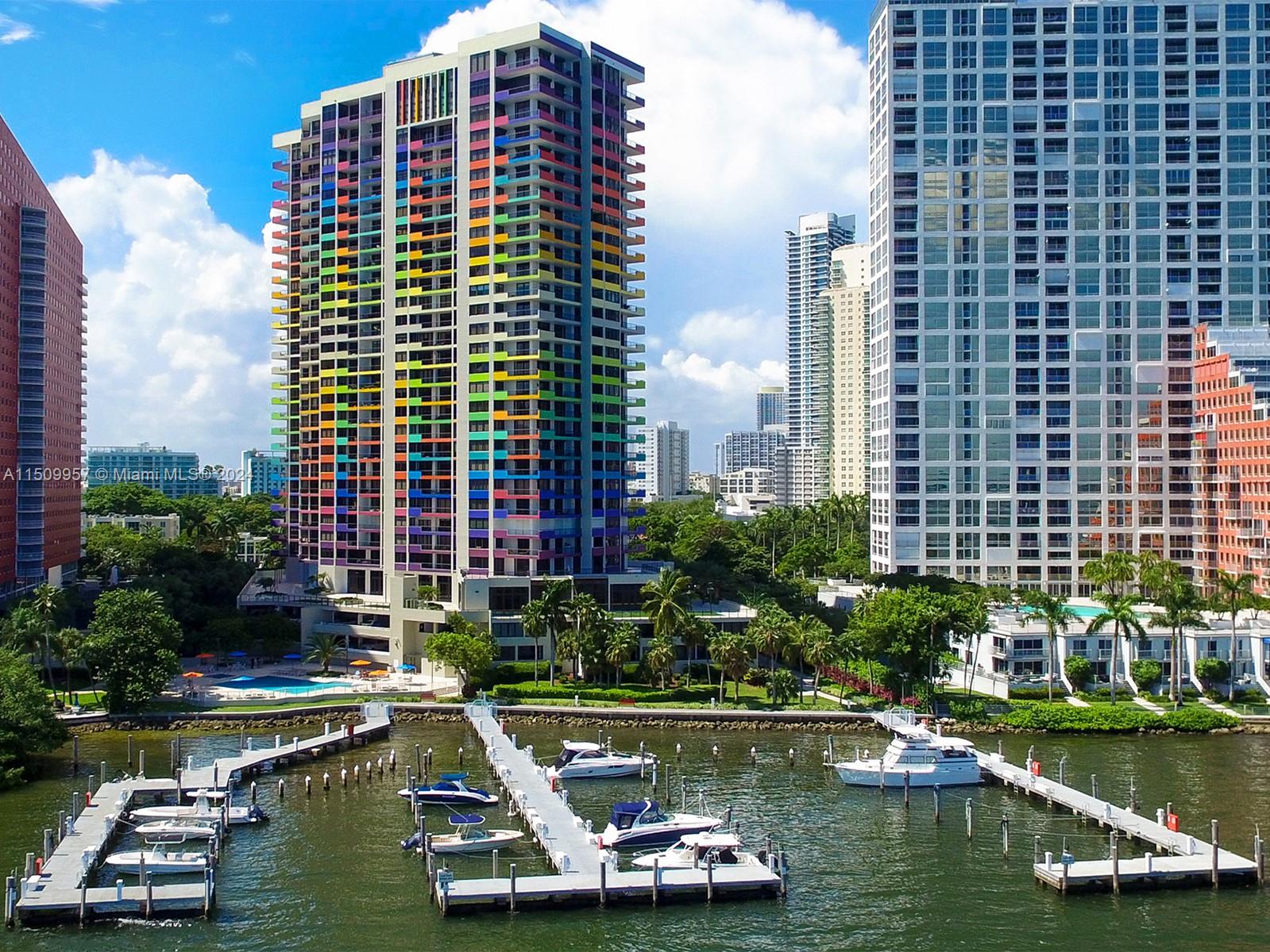 VILLA REGINA CONDO - Residential