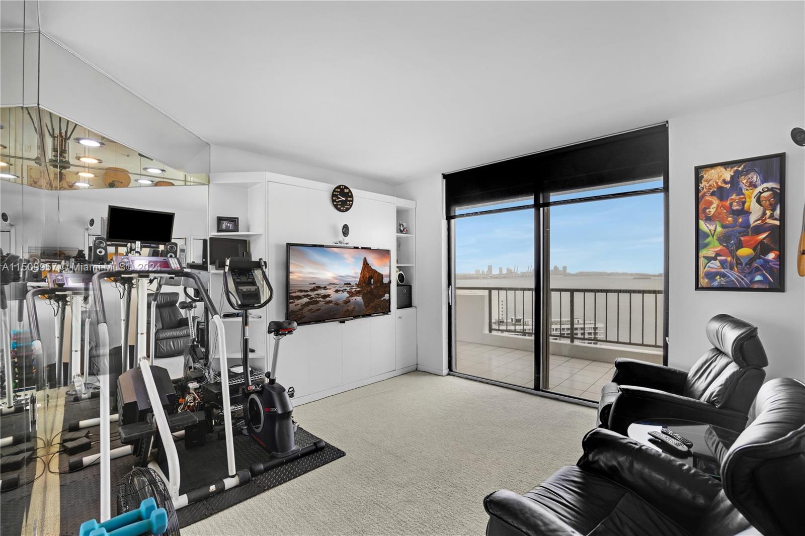 VILLA REGINA CONDO - Residential