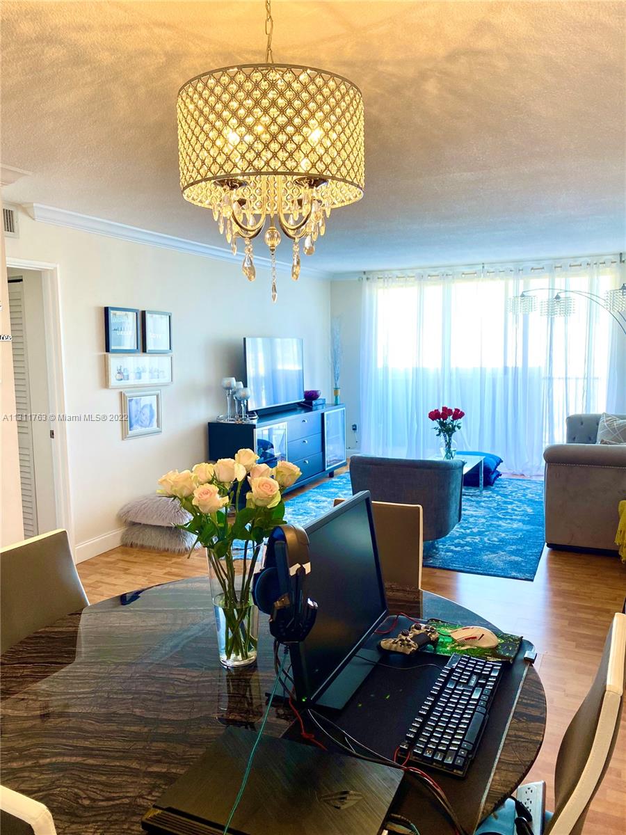 COMMODORE PLAZA CONDO - Residential