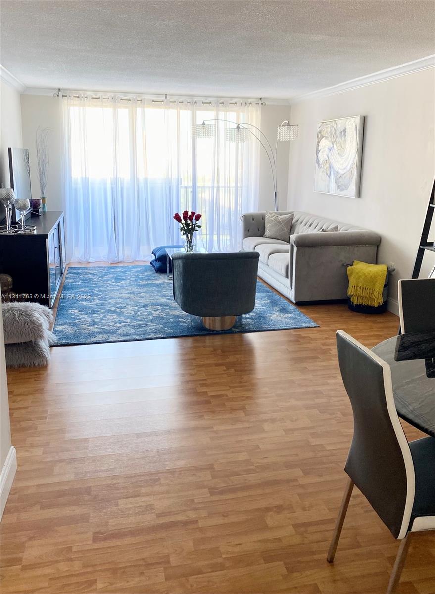 COMMODORE PLAZA CONDO - Residential