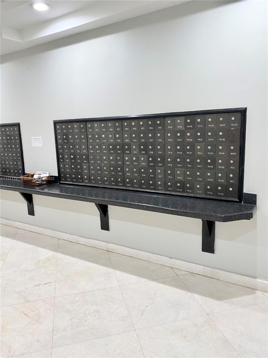 COMMODORE PLAZA CONDO - Residential