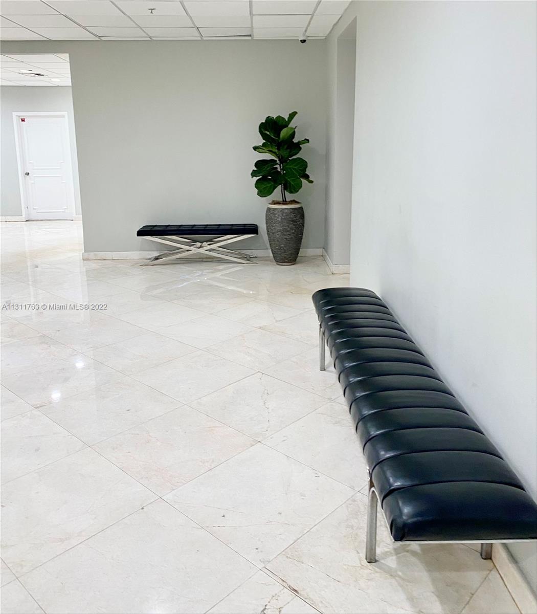 COMMODORE PLAZA CONDO - Residential