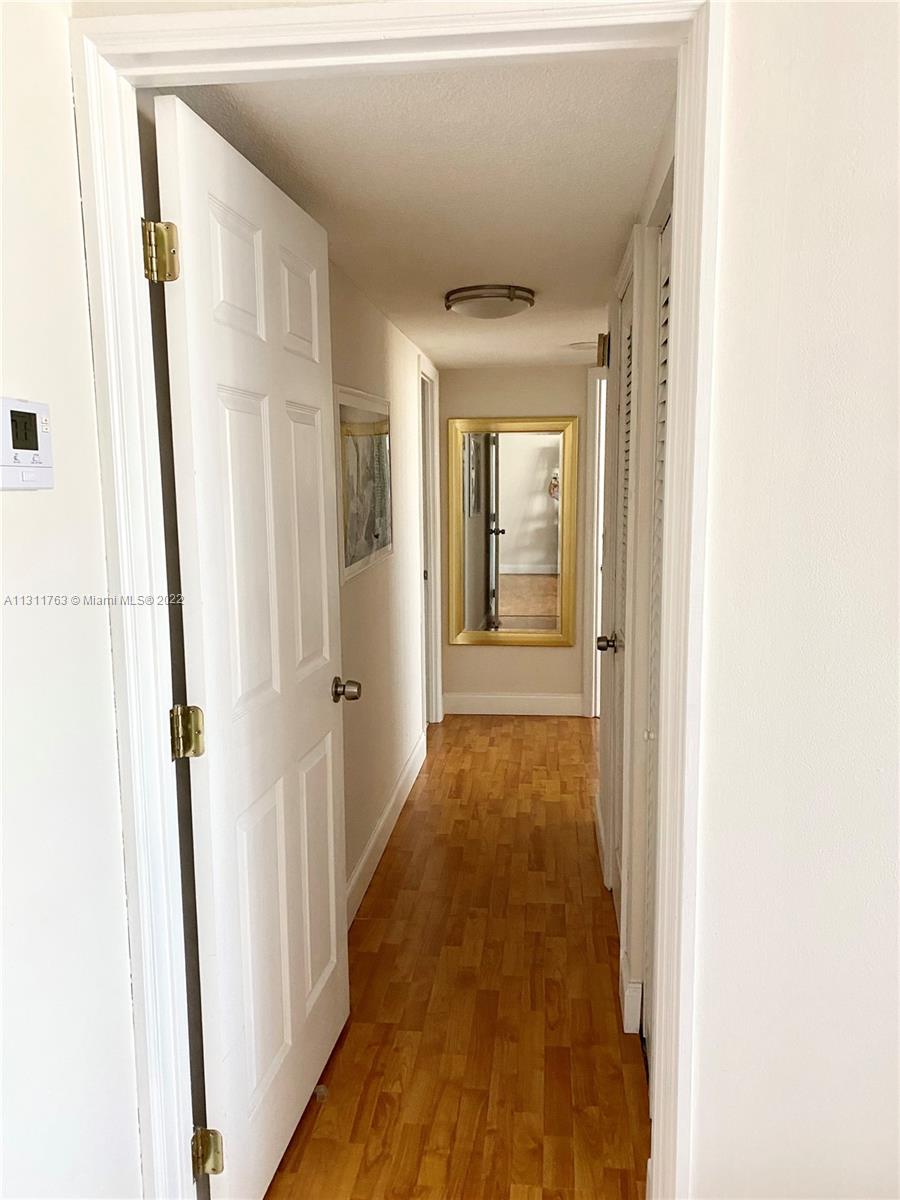 COMMODORE PLAZA CONDO - Residential