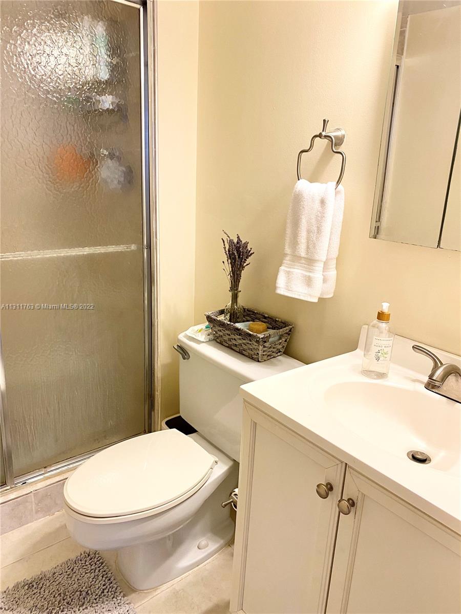 COMMODORE PLAZA CONDO - Residential