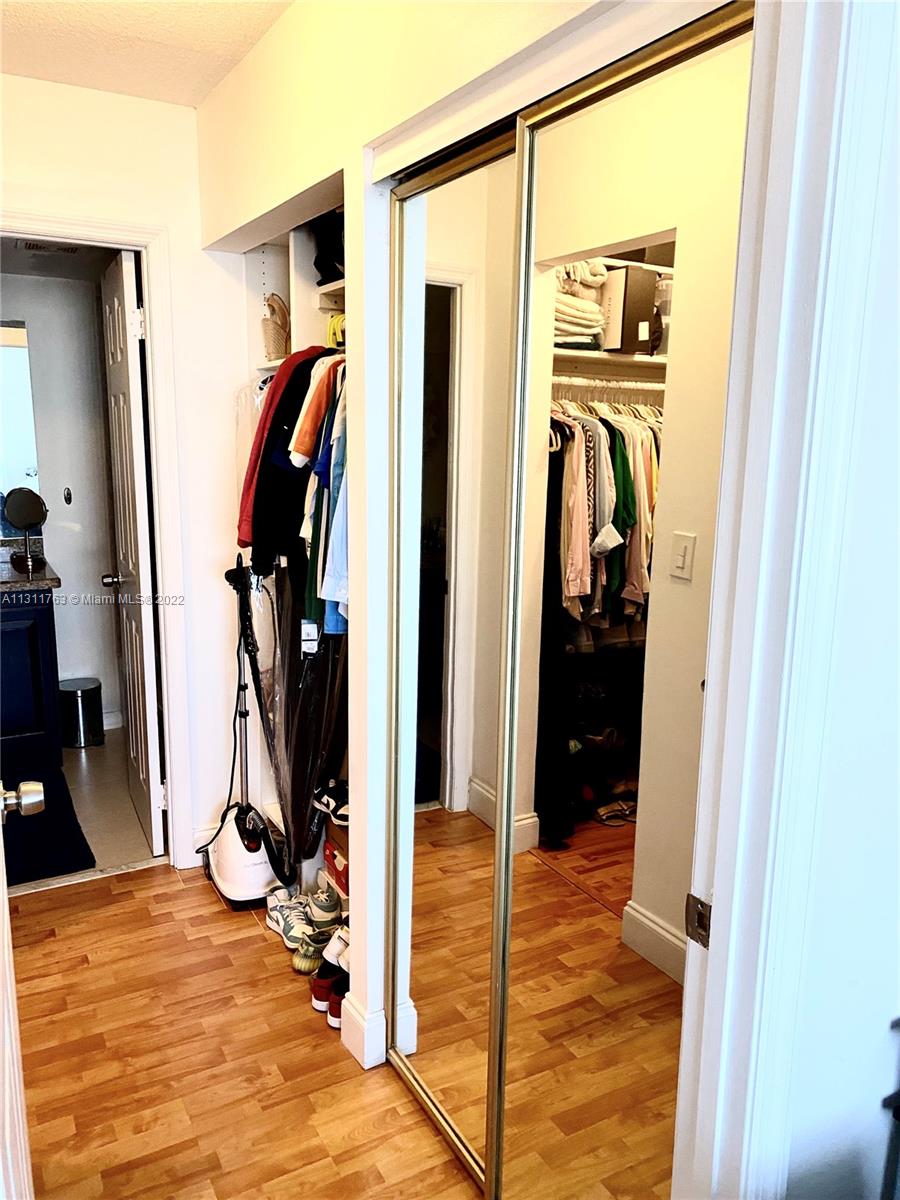 COMMODORE PLAZA CONDO - Residential