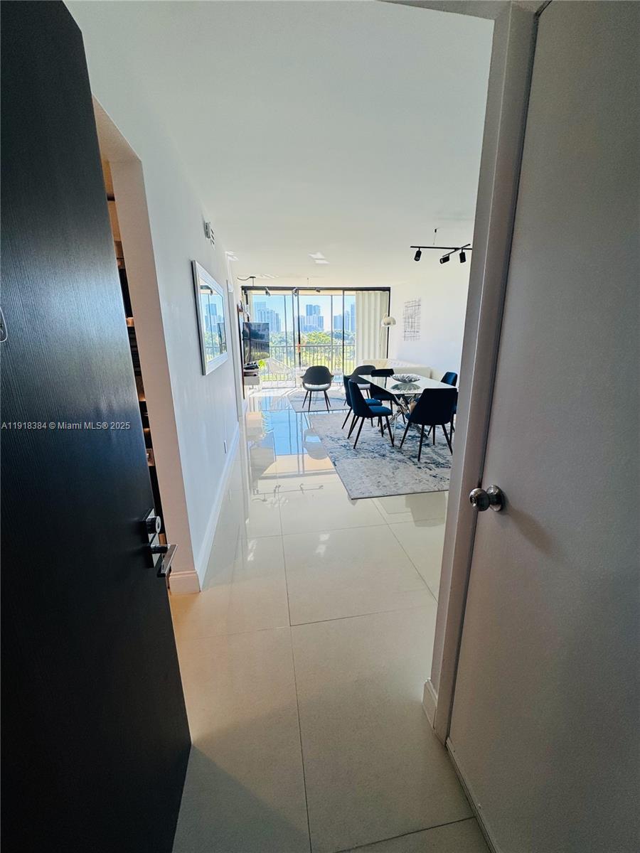 20335 W Country Club Dr 608