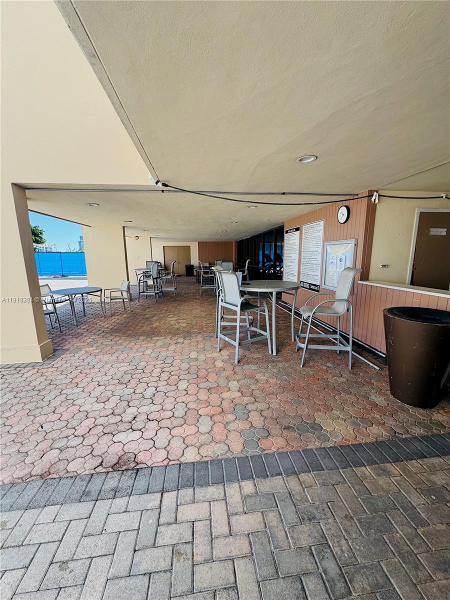 CORONADO CONDO-TOWER II - Residential