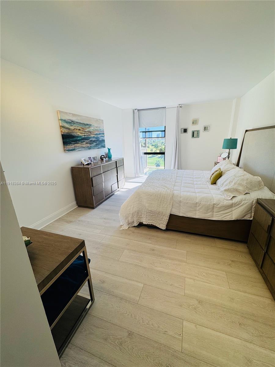 CORONADO CONDO-TOWER II - Residential