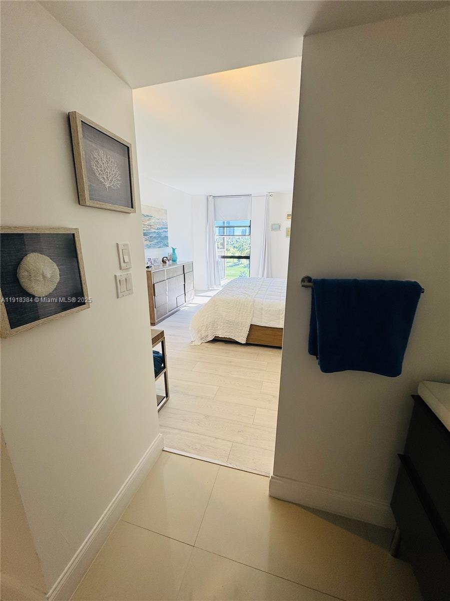 CORONADO CONDO-TOWER II - Residential