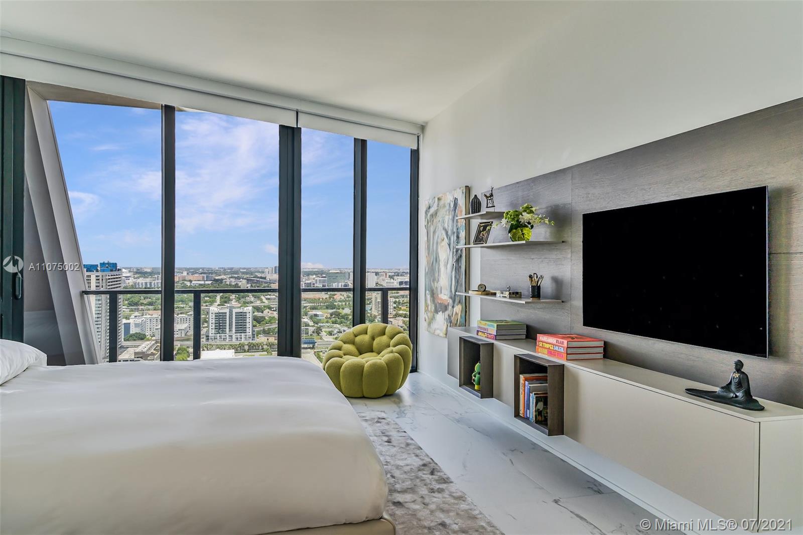 ONE THOUSAND MUSEUM CONDO - Residential