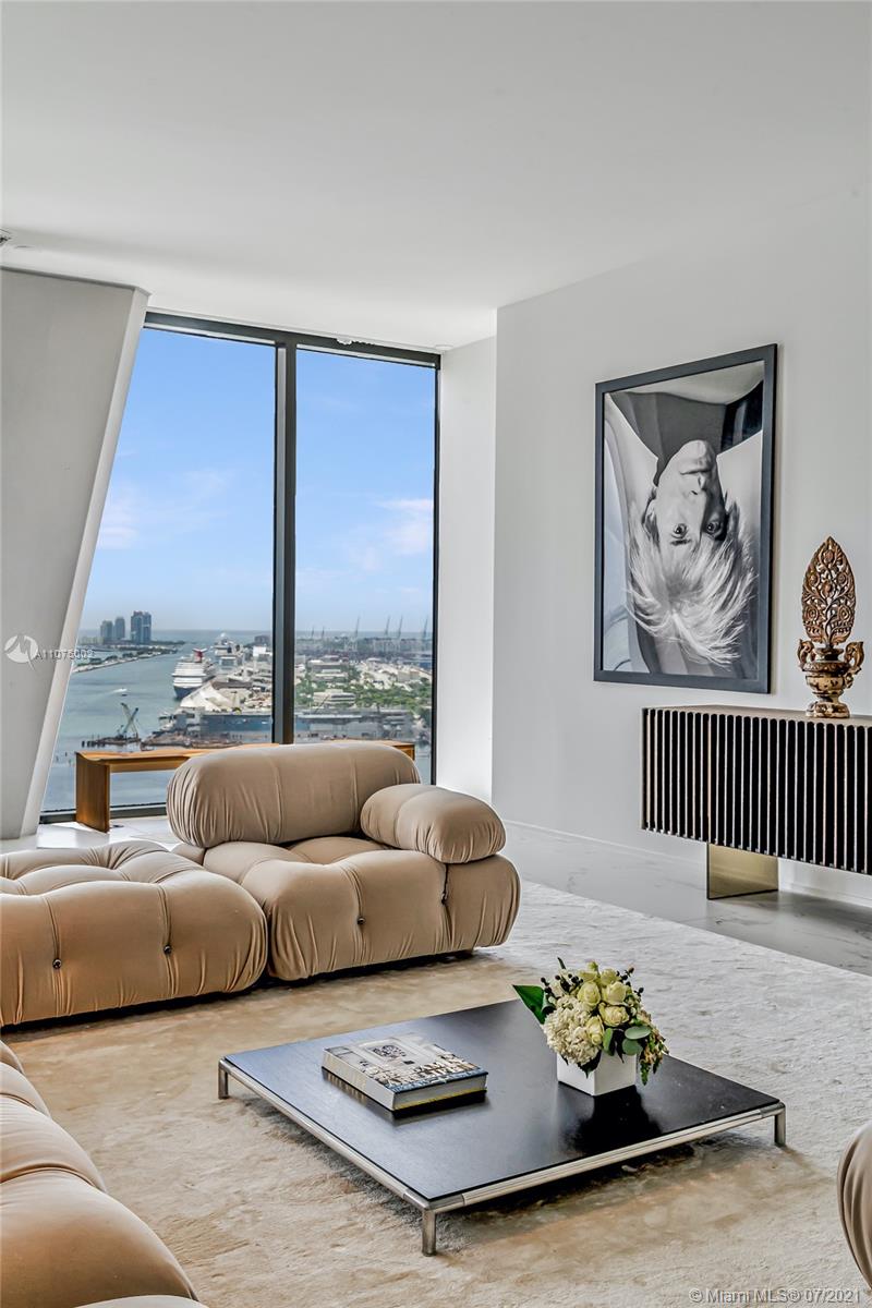 ONE THOUSAND MUSEUM CONDO - Residential