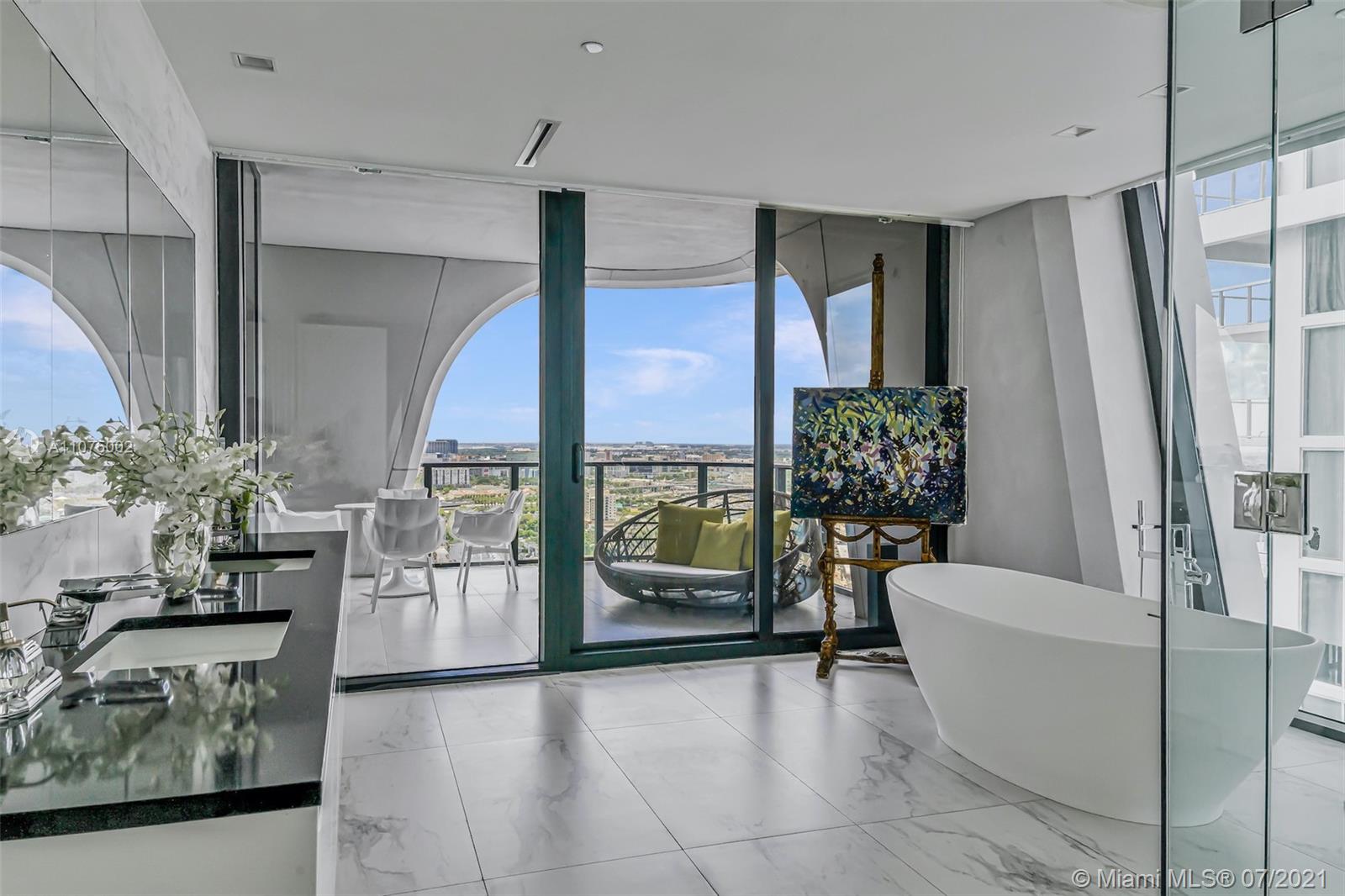 ONE THOUSAND MUSEUM CONDO - Residential