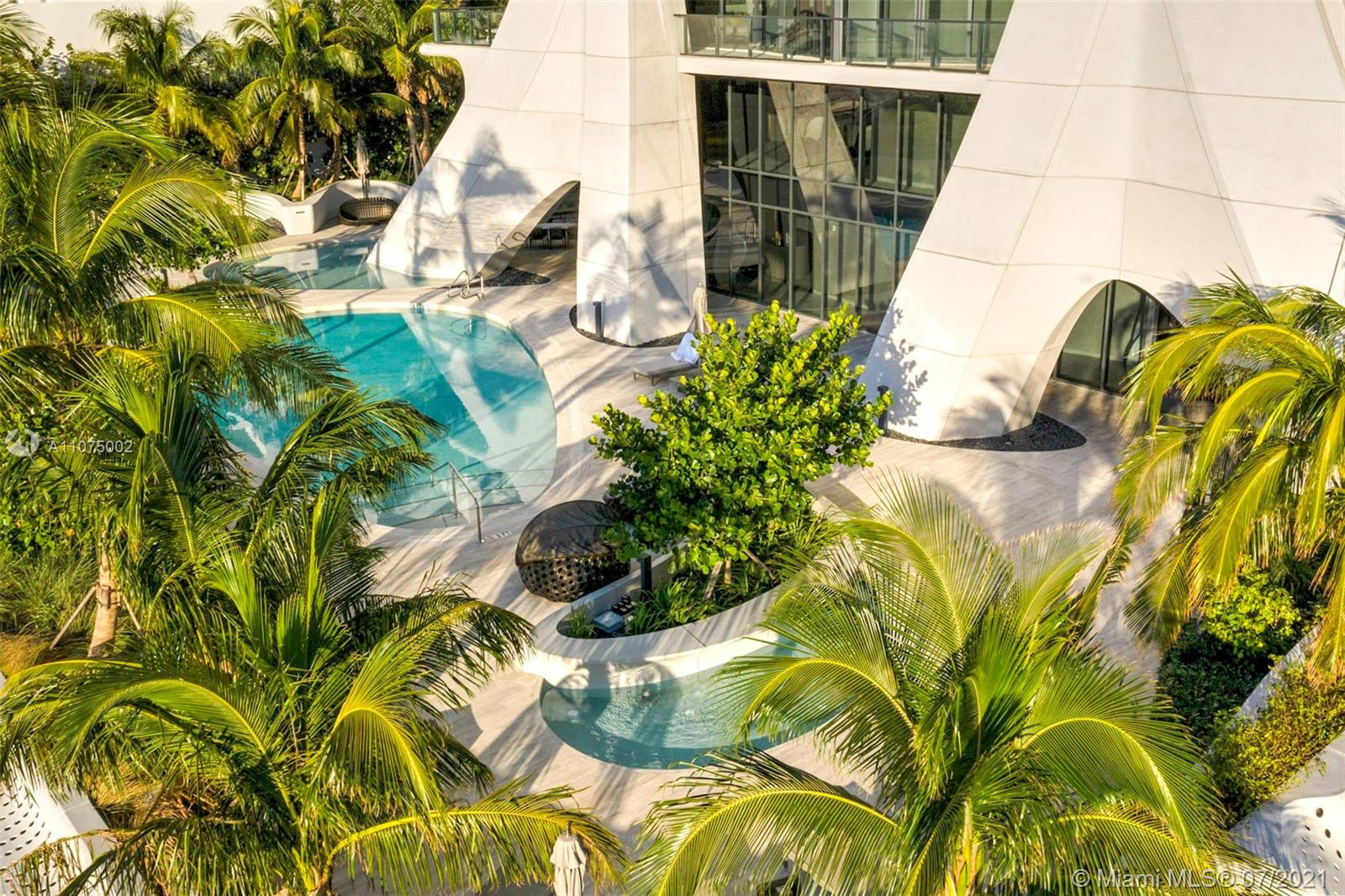 ONE THOUSAND MUSEUM CONDO - Residential