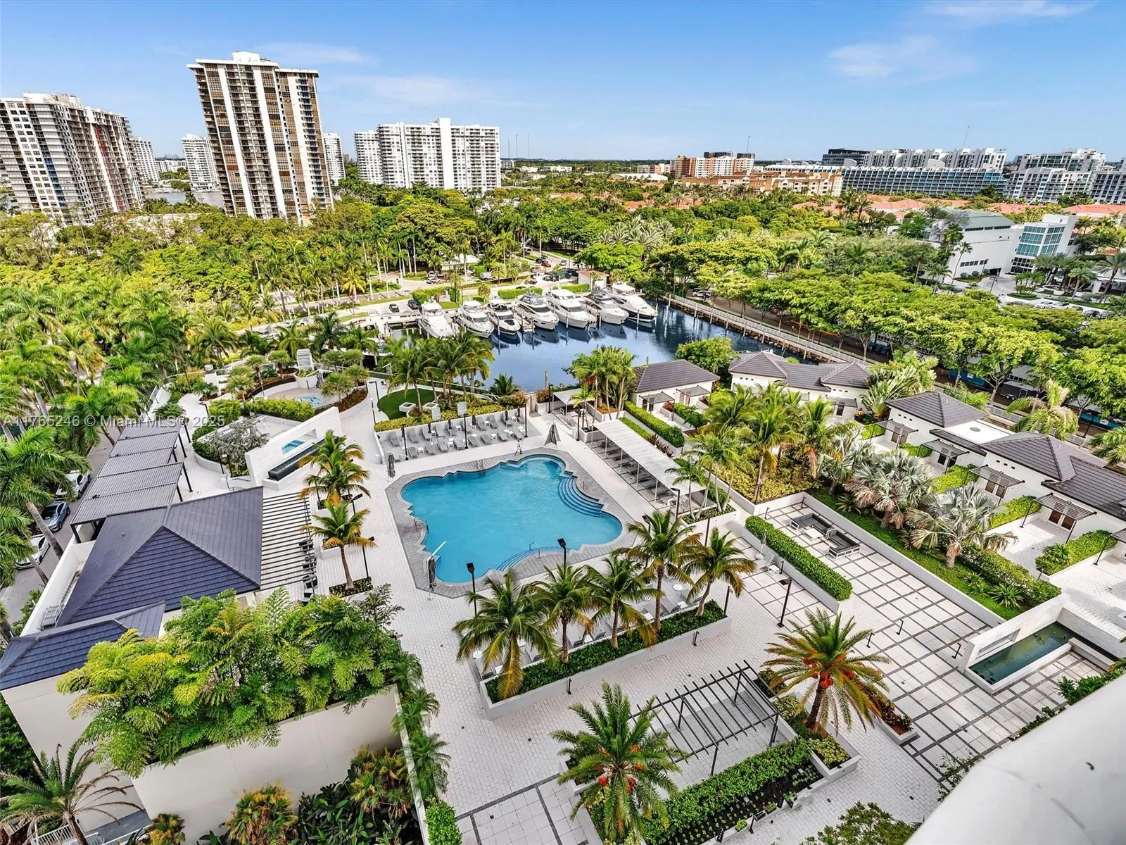 Aventura, Florida 33160, United States, 2 Bedrooms Bedrooms, ,2 BathroomsBathrooms,Residential,Active,105903