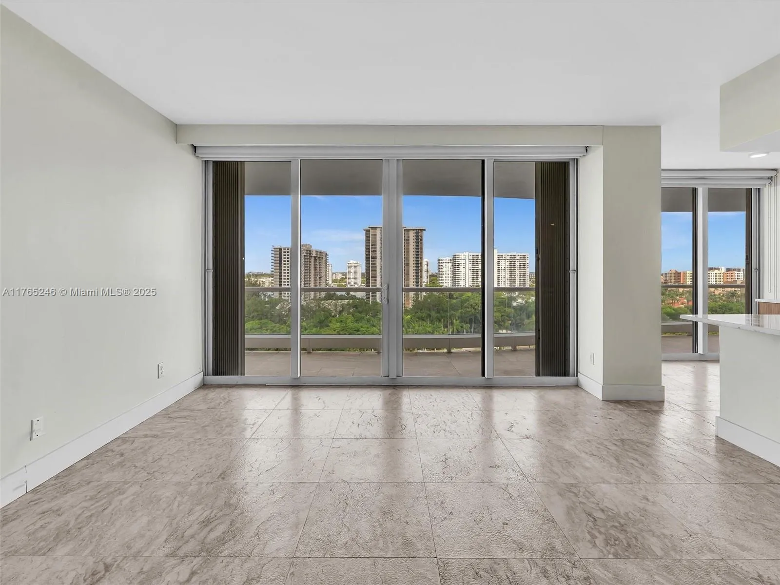 Aventura, Florida 33160, United States, 2 Bedrooms Bedrooms, ,2 BathroomsBathrooms,Residential,Active,105903