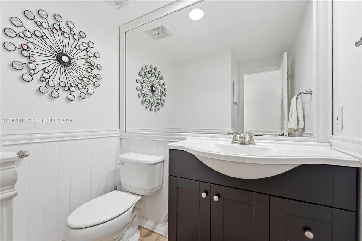 GALT OCEAN CLUB CONDO - Residential Lease