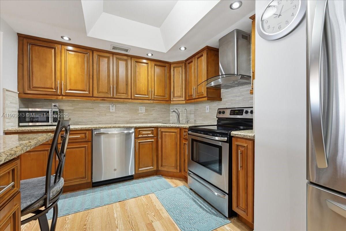 GALT OCEAN CLUB CONDO - Residential Lease