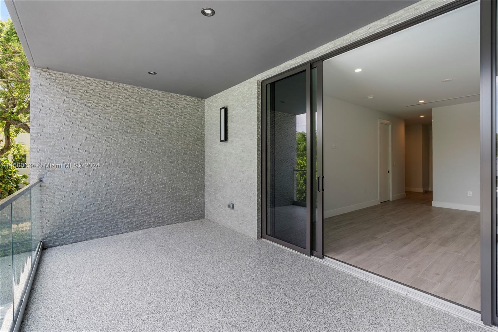 FROW HOMESTEAD - Residential