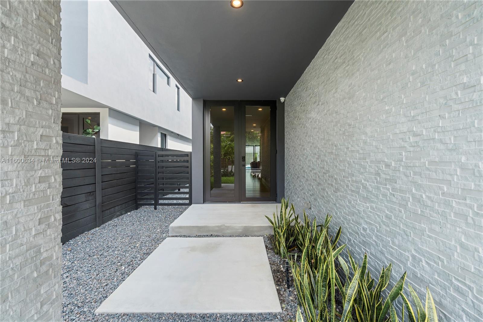 FROW HOMESTEAD - Residential