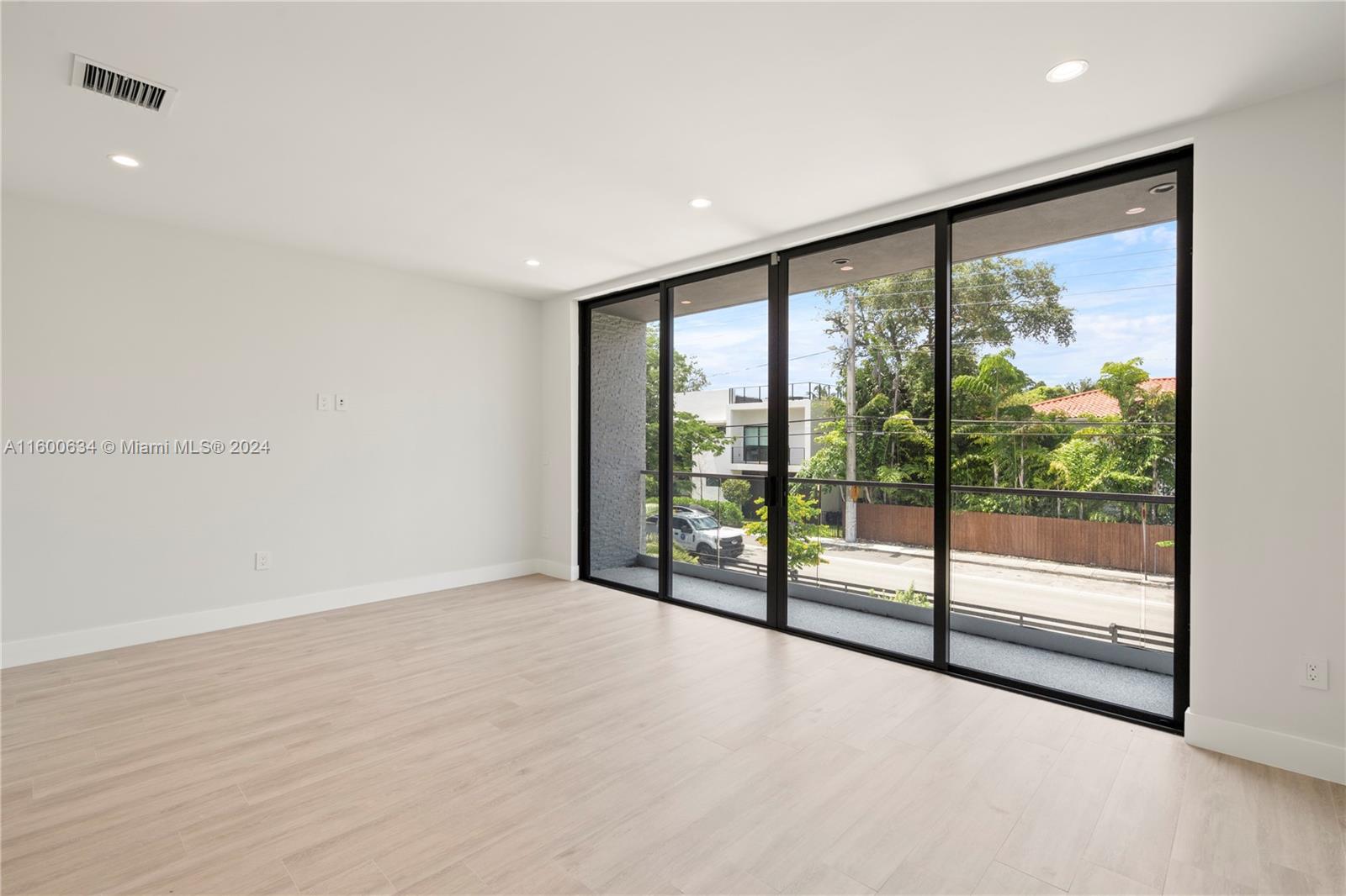 FROW HOMESTEAD - Residential