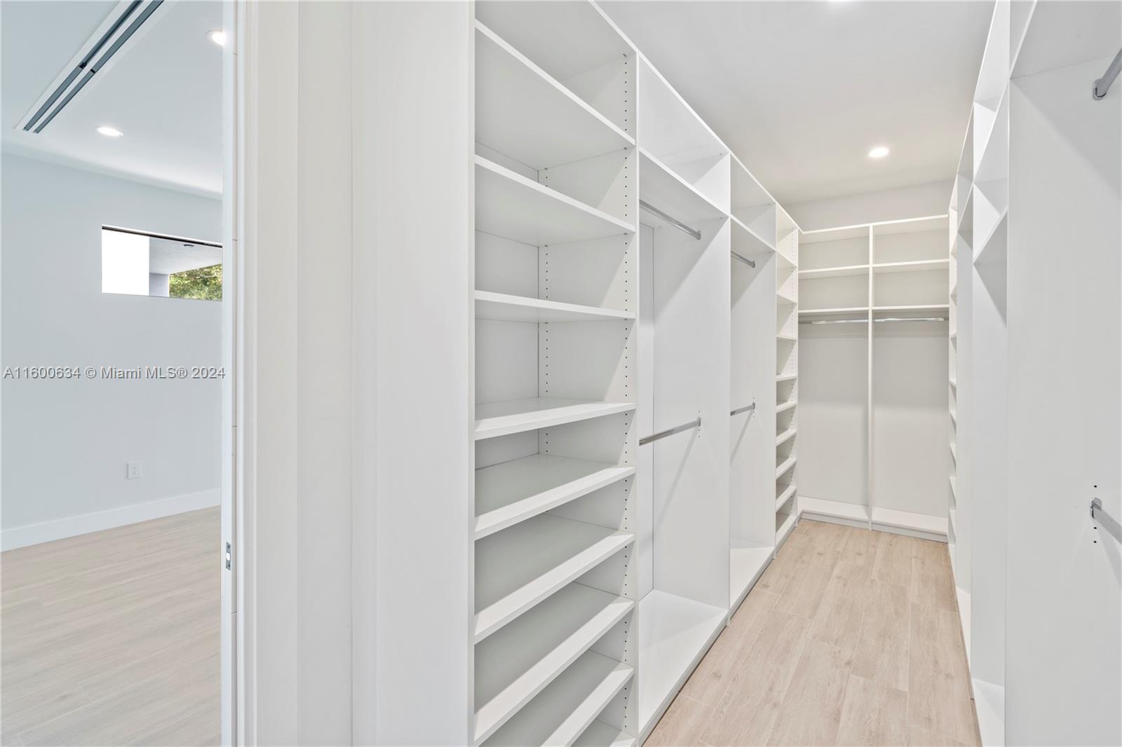 FROW HOMESTEAD - Residential