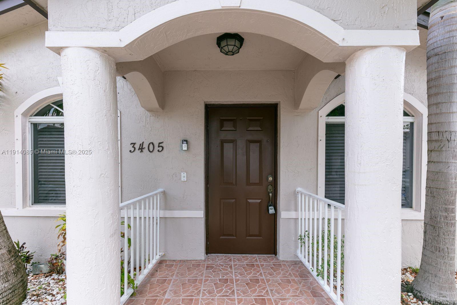 IBIS VILLA AT MIAMI GARDE - Residential Lease