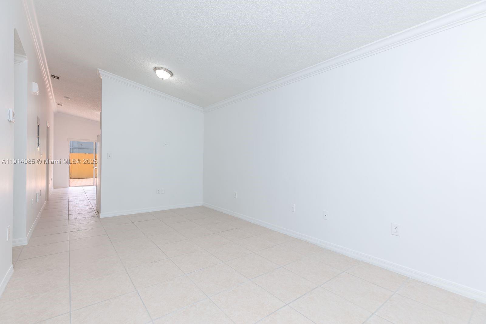 IBIS VILLA AT MIAMI GARDE - Residential Lease