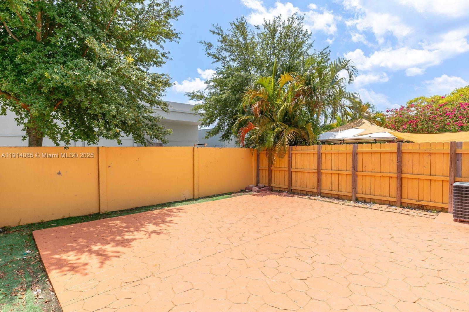 IBIS VILLA AT MIAMI GARDE - Residential Lease