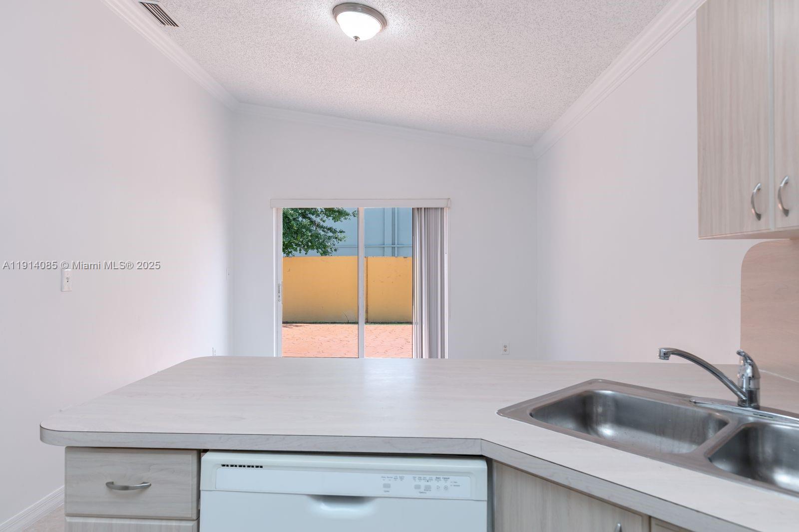 IBIS VILLA AT MIAMI GARDE - Residential Lease