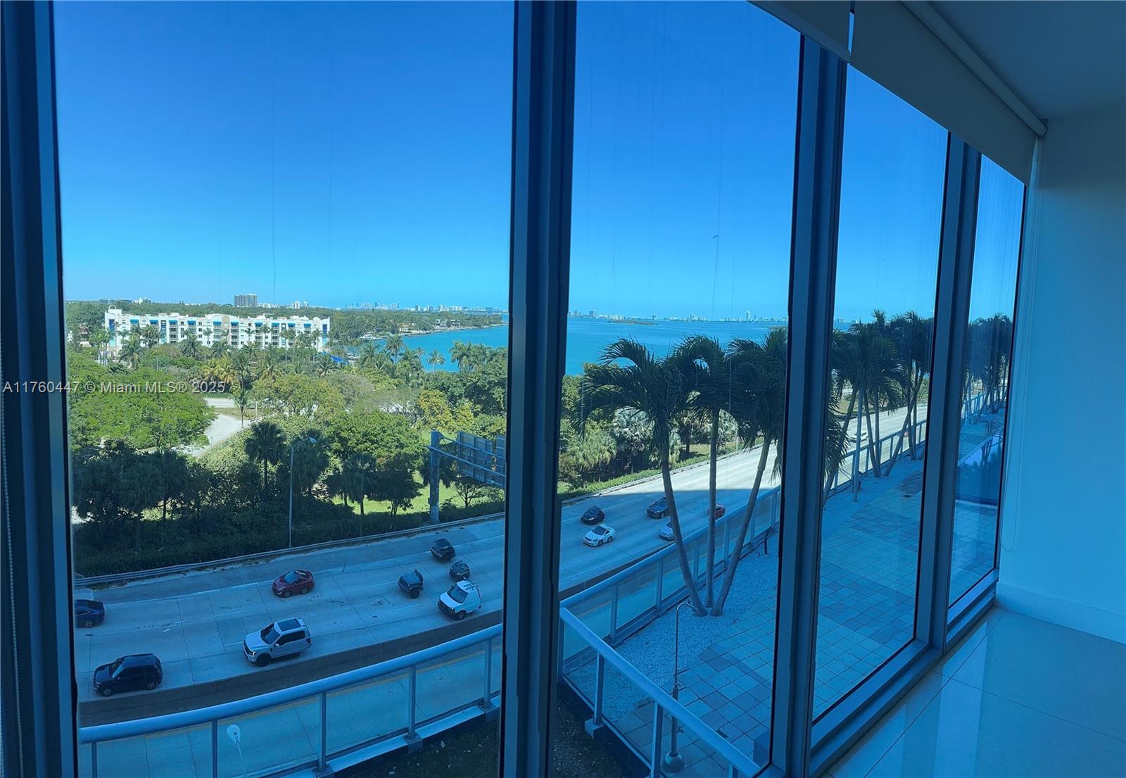 BLUE CONDO - Residential Lease