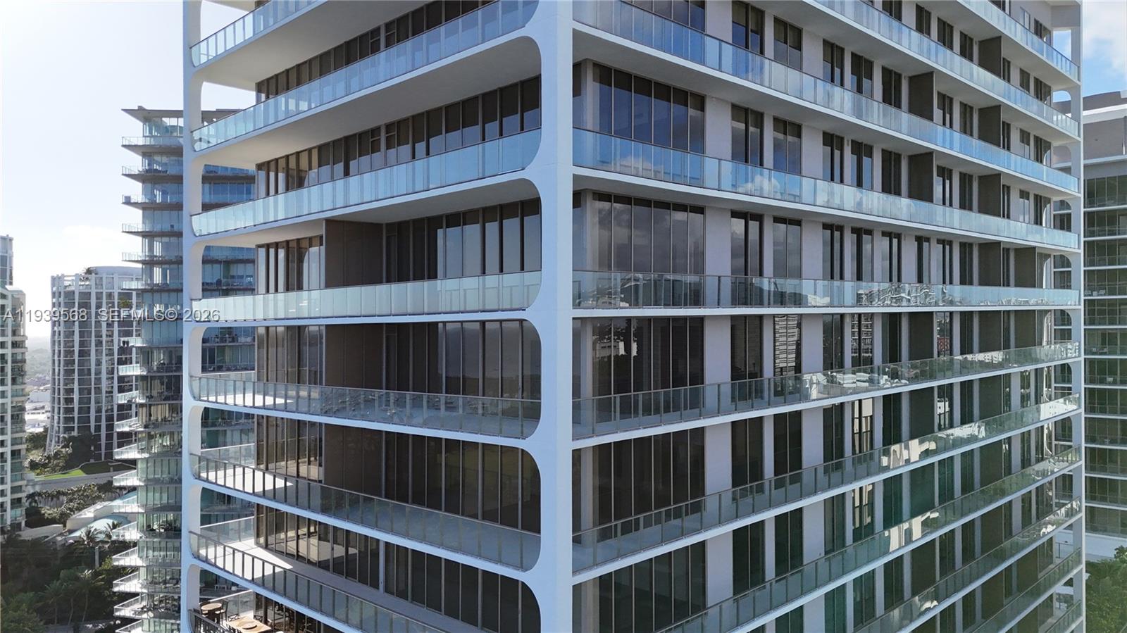 2655 S Bayshore Dr 1602