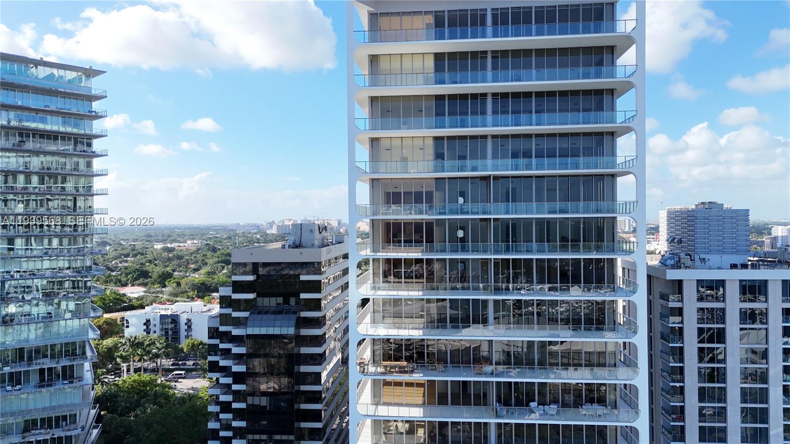 2655 S Bayshore Dr 1602