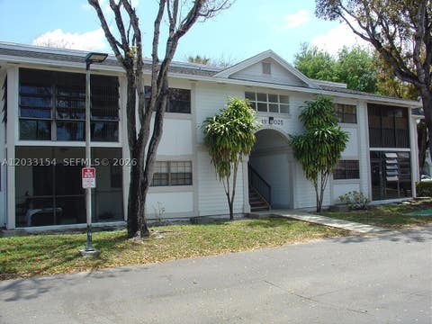 Photo of 19025 NW 62nd Ave #202, Hialeah, FL 33015 (MLS # A12033154)