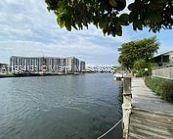 Dock